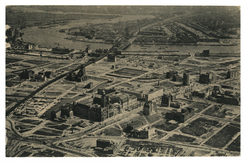 Figure 6b. Rotterdam, Coolsingel after bombardment, 1946, specific. Collection City Archives of Rotterdam, collection 4232, specific number III-254-2-1, 1946